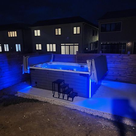 Paradise Villa 6 Bowmanville Εξωτερικό φωτογραφία